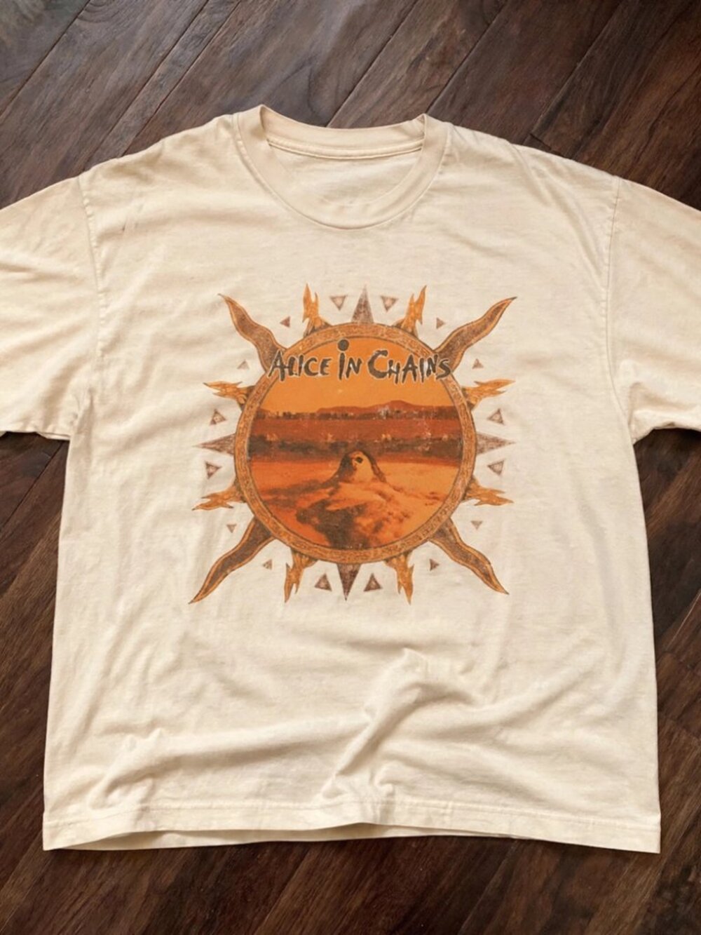 Alice in Chains Vintage Sun Graphic Cream T-Shirt